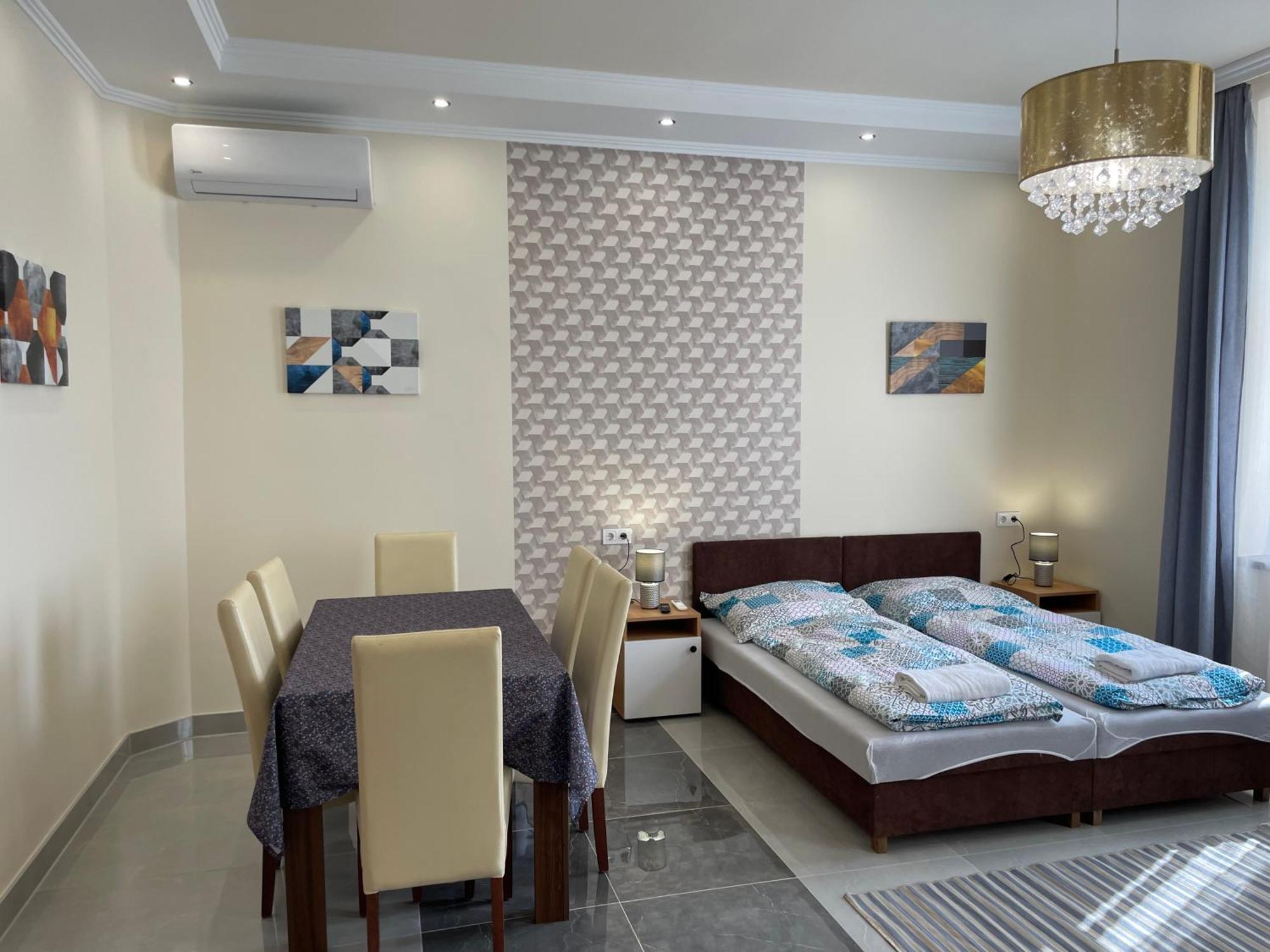 Kovacs Apartmanhaz كيسكونهالاس الغرفة الصورة